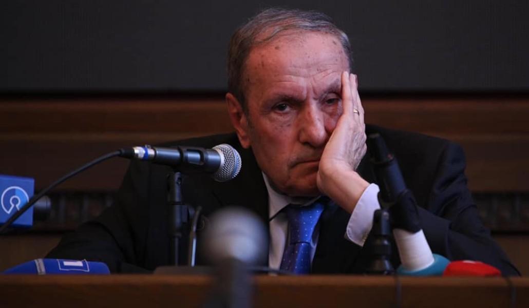 Լեւոն Տեր-Պետրոսյան