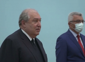 Նախագահ Արմեն Սարգսյանին հավատարմագրերն է հանձնել Հայաստանում  Մոնղոլիայի նորանշանակ դեսպանը