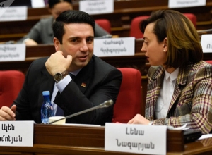 Լենա Նազարյանն ու Ալեն Սիմոնյանը վրացի գործընկերներին ուղերձ են հղել հենց վրացերենով