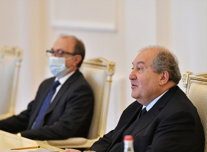 Своими провокационными действиями Азербайджан представляет новую угрозу для всего региона: президент принял главу МИД Ирана