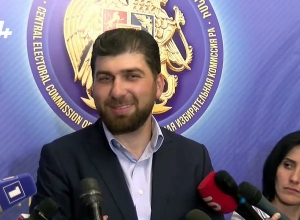 Думаю, что народ отвергнет и бывших президентов, и нынешнего премьер-министра: Давид Санасарян