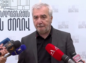 По словам Андраника Кочаряна, Вагаршак Арутюнян в Москве