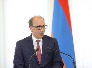 Мы не имели права сделать такой шаг, за который нас в дальнейшем не простил бы наш народ и наша история: Ара Айвазян