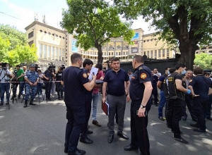 Установлена личность мужчины, убитого напротив кинотеатра «Москва»: СК