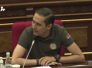 Պարոն Վարդանյան, էդ ինչի՞ց եք ըտենց ջղայնացել․ չհամարձակվեք մեզ ցուցում տալ․ Աբովյան