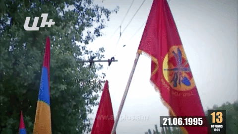 Ընտրական օրացույց. 13 օր առաջ. Ցուցարարներն այրում էին նրա խրտվիլակը