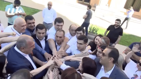 «Զարթոնք»-ը խոստացավ այս օրվա խորհուրդը ապագայում դհոլ զուռնայով նշել Շուշիում