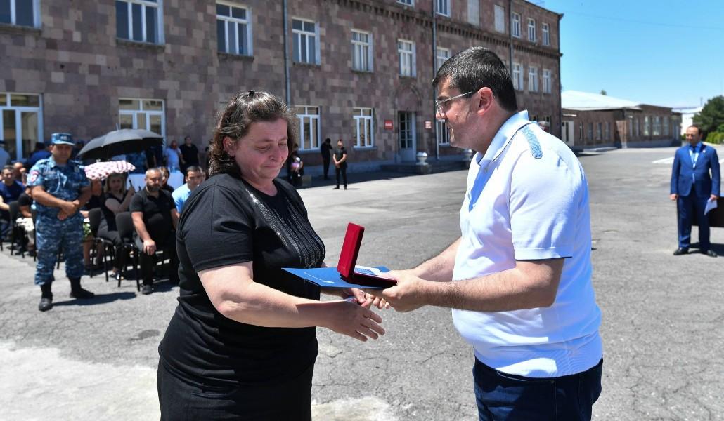 080621AytsHHVostikanutyanZoramas (1)