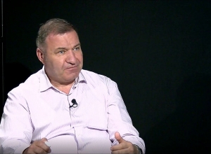 Վիդեոներ կան, թե Ծառուկյանը որտեղից փող կբերի՝ այդ մարդիկ թագավորական ընտանիքներից են. Մ․Մելքումյան