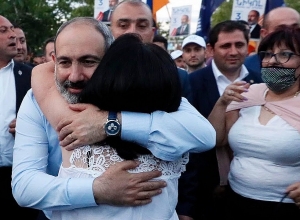 Եթե օգնեք մեր թավշե մանդատը փոխարինենք պողպատե մանդատով, բազմաթիվ հաջողությունների ենք հասնելու․ Փաշինյան