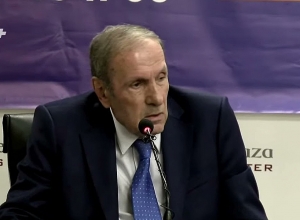 Я не являюсь ни их родителем, ни их председателем родительского собрания: Левон Тер-Петросян