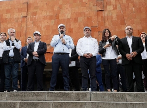 Լրատվական դաշտում գործում են մարդիկ, որ ավելի շատ քիլլերի են նման, քան լրագրողի․ Փաշինյան