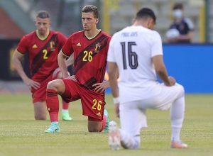 Անգլիացիները ծնկի կիջնեն Եվրո-2020-ի խաղերից առաջ, իսկ շոտլանդացիները` ոչ