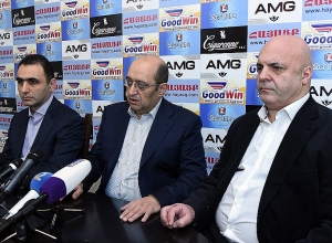 Մարդիկ արդեն զզվել են հավաքներից․ «Ազգային օրակարգ»-ը հրաժարվել է «գարաժների» տանիքներից