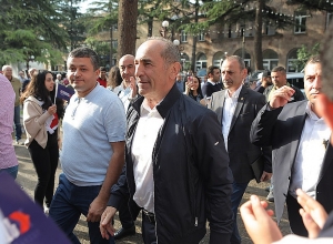 «Հայաստան» դաշինքի քարոզարշավն Էջմիածնում․ ՈՒՂԻՂ