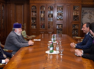 Իտալիայի դեսպանը կաթողիկոսի մոտ էր
