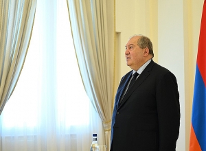 В президентском дворце состоялась церемония принесения присяги судей