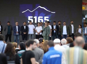 «5165» շարժման անդամները՝ Գյումրիում և Էջմիածնում