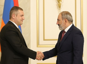 Նիկոլ Փաշինյանը հանդիպել է Տիգրան Ուրիխանյանին