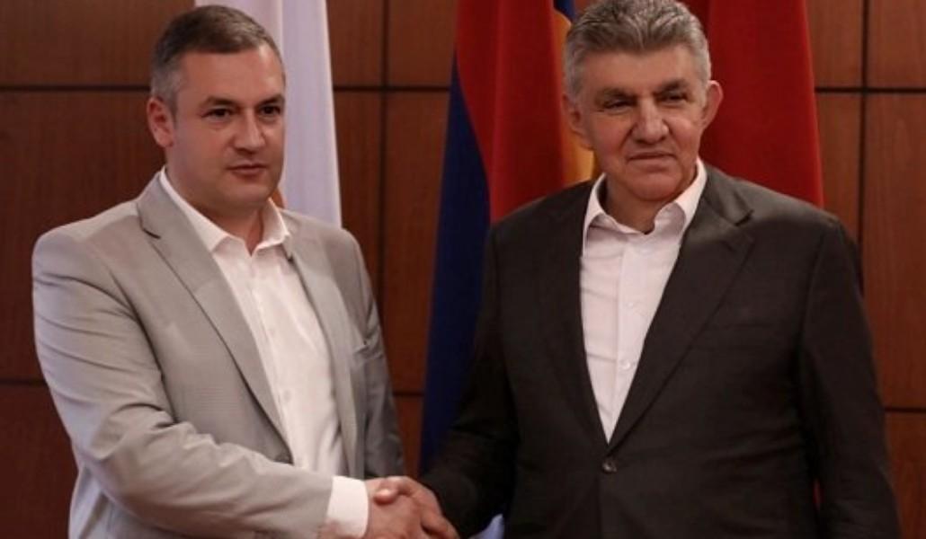 tigran-urikhanyan-ara-abrahamyan