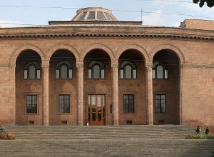 ԳԱԱ նորընտիր նախագահ Աշոտ Սաղյանի և նախկին նախագահ Ռադիկ Մարտիրոսյանի ասուլիսը․ ՈՒՂԻՂ