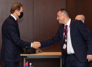 Քերոբյանը հանդիպել է ՌԴ Արդյունաբերության և առևտրի նախարարին