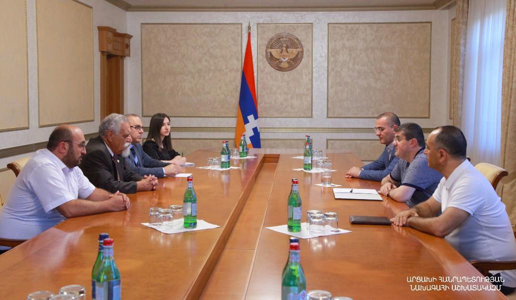 HandipumRamkavarAzatKusakc