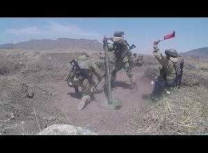 Российские миротворцы в Нагорном Карабахе провели плановые занятия по боевой подготовке