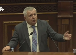 2,5 миллиарда долларов - это очень близко к нашему бюджету: Сергей Багратян