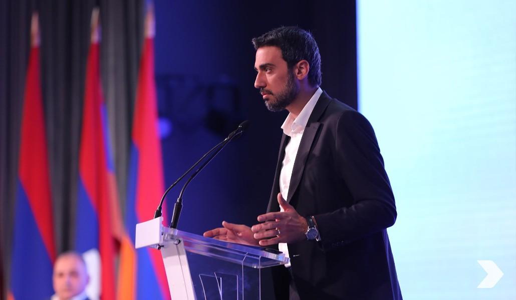 Արամ Վարդևանյան