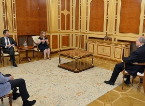 Мы отмечаем важность углубления сотрудничества и с Евросоюзом, и с Францией: Армен Саркисян