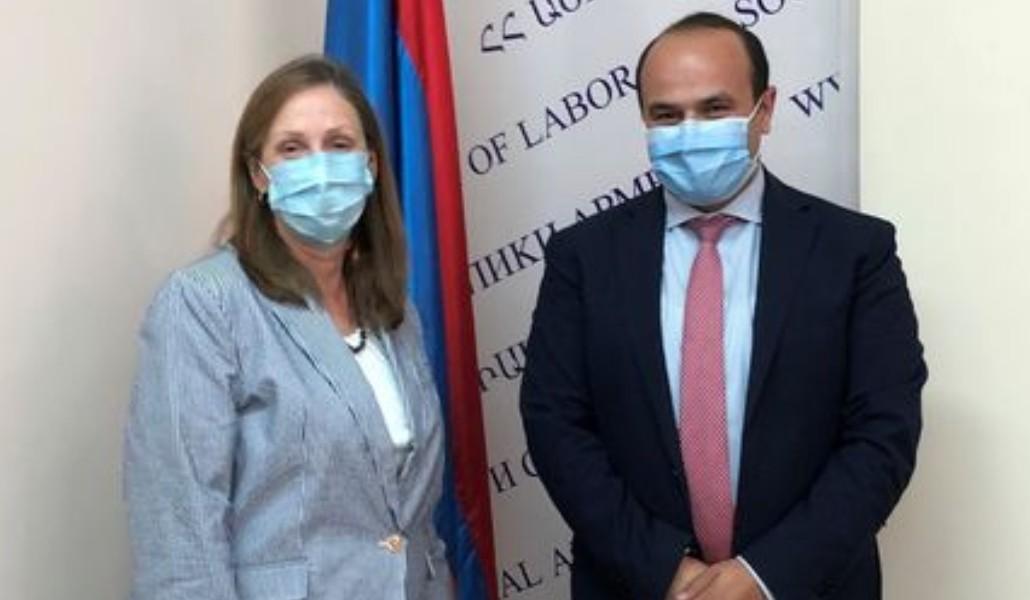 221567514_10159532688672673_4106857151320669783_n