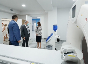 Пашинян ознакомился с работами по капитальному ремонту МЦ «Сурб Григор Лусаворич»