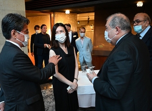 Саркисян встретился с управляющим Японского банка для международного сотрудничества