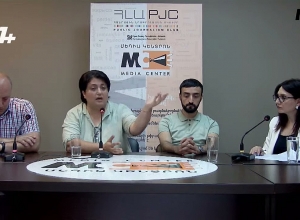 Пусть правительство скажет, сколько стоят эти погоны: Нина Карапетянц