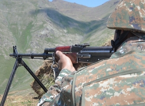 Ադրբեջանը դիմել է սադրանքի. փորձել են անցնել հայկական դիրքերից մեկի թիկունք, բայց հետ են շպրտվել. ՊՆ