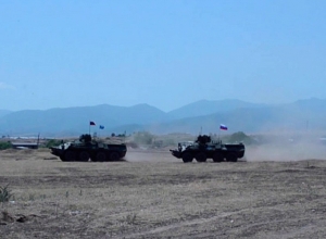 Խաղաղապահները Ստեփանակերտի ուսումնական դաշտում մշակել են ժամանակակից մարտական գործողությունների մարտավարությունը