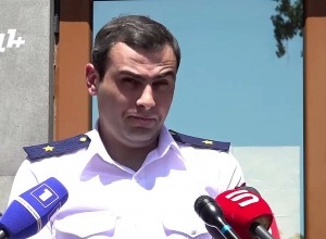 Прокурор о ставших депутатами подсудимых и о должности своего отца