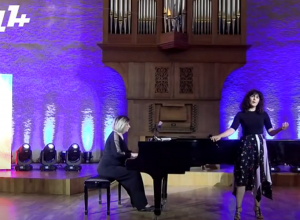 «Դլե Յամանն» ու  «Կռունկը»՝ գերմանաբնակ եզդի և քուրդ երգչուհիների կատարմամբ