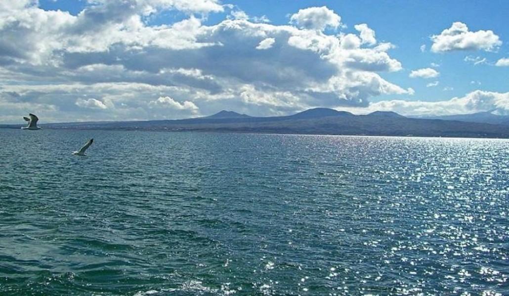 f5f560dc6b1142_5f560dc6b1180