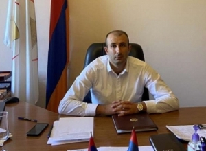 Հայտնի է, թե ով է ծեծի ենթարկել Աջափնյակի փոխթաղապետին․ Shamshyan.com