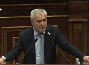 Во время войны позвонил Вазген Манукян и приказал генералам приехать в Ереван и захватить власть