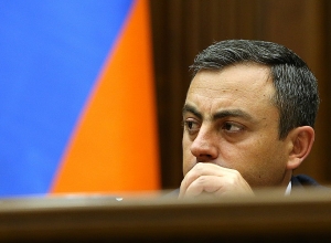 Брифинг Ишхана Сагателяна: ПРЯМОЙ ЭФИР