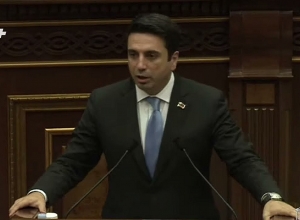 Предлагаю закрыть эту тему и обнулить то, что произошло сегодня: Ален Симонян - депутатам