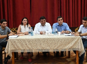 Омбудсмен РА и руководитель армянского офиса Фонда населения ООН посетили село Сюник общины Капан