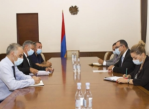 Տիգրան Խաչատրյանն ընդունել է Ասիական զարգացման բանկի հայաստանյան գրասենյակի ղեկավարին