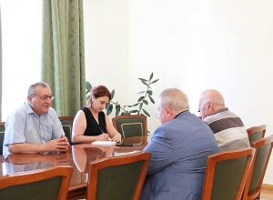 Արցախի ԱԺ նախագահն ընդունել է ակադեմիկոս Սերգեյ Մինասյանին