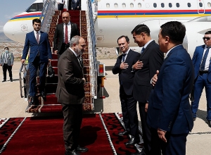 Հայաստանն ու Ղրղզստանը կակտիվացնեն տնտեսական կապերը. վարչապետը հանդիպել է Ղրղզստանի նախագահին