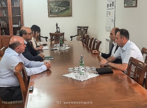 Արցախի պետական նախարարն ընդունել է Հայաստանի բանկերի միության ղեկավարությանը