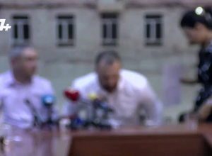 62 զիվորի գերեվարման և գյուղերի հանձնման մեջ մեղադրվող փոխգնդապետի պաշտպանական թիմի ասուլիսը․ ՈԻՂԻՂ